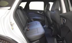 Audi Q4 Photo 33