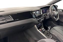 VOLKSWAGEN Polo Photo 2