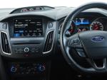 Ford Focus Photo 13