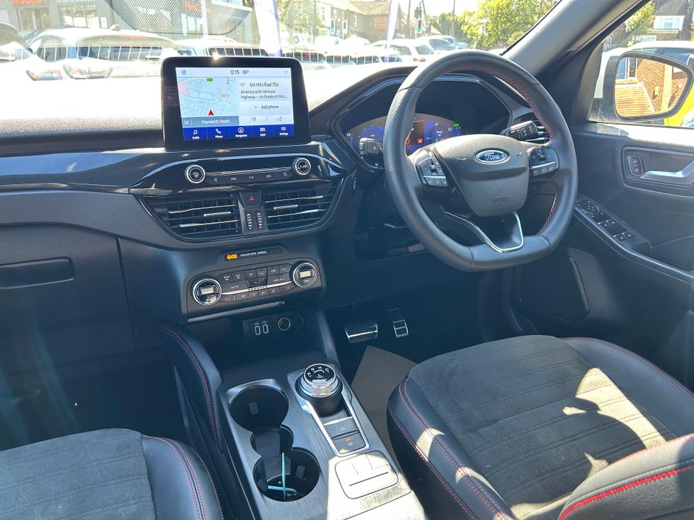 Ford Kuga Photo a12325ff-6d72-4b74-9869-04ea6ba2660f.jpeg