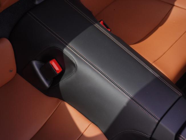PORSCHE 911 Photo 22