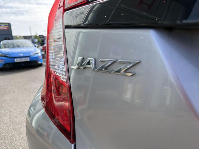 Honda Jazz Photo a1618bd2-e896-4b25-89d8-594156821960.jpg