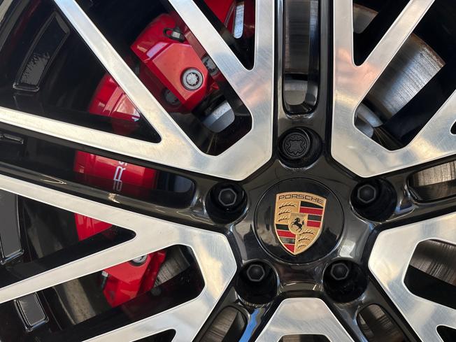 PORSCHE Cayenne Photo 35