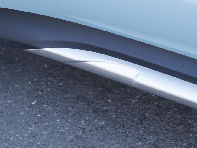 PORSCHE Taycan Photo 14