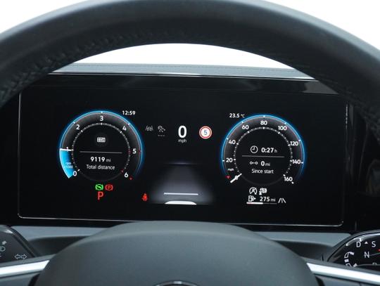 Volkswagen Tiguan Photo a168a7dd-5720-4a32-bc0c-af202b622294.jpg