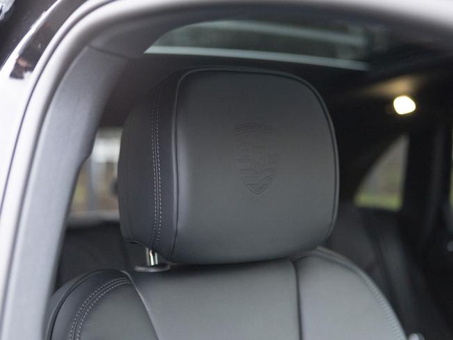 PORSCHE Macan Photo 14