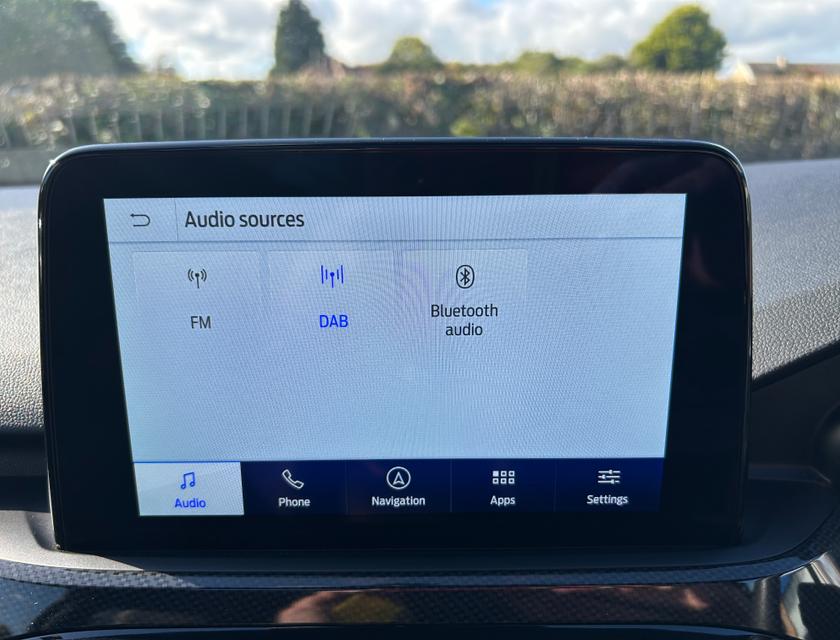 Ford Kuga Photo a1813f6b-5d21-44aa-84e8-465f6de14eea.jpg