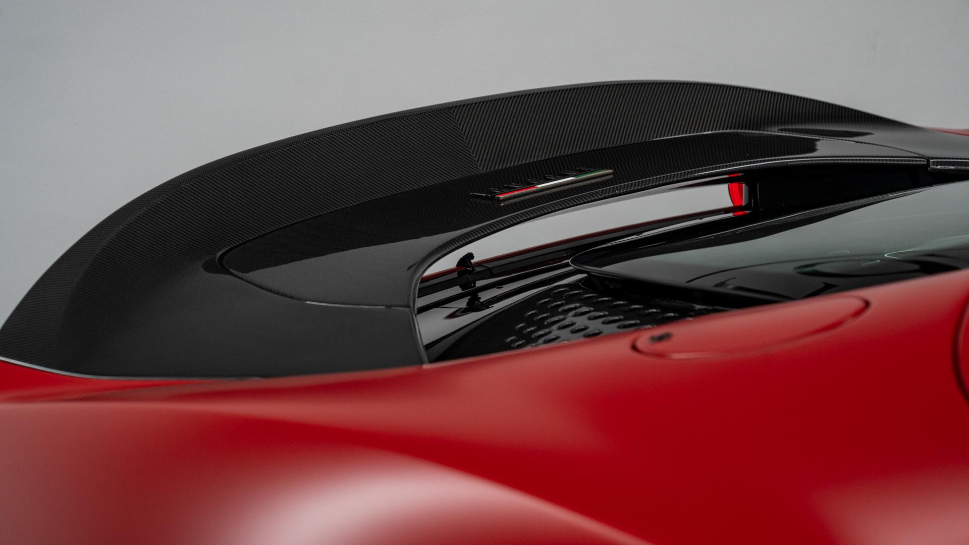 Ferrari SF90 Spider Photo a187de85-1121-4fa6-9bff-adbce29ba43f.jpg