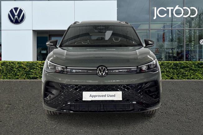 VOLKSWAGEN Tiguan Photo 8