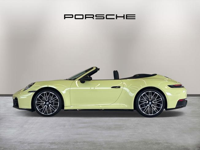 PORSCHE 911 Photo 8