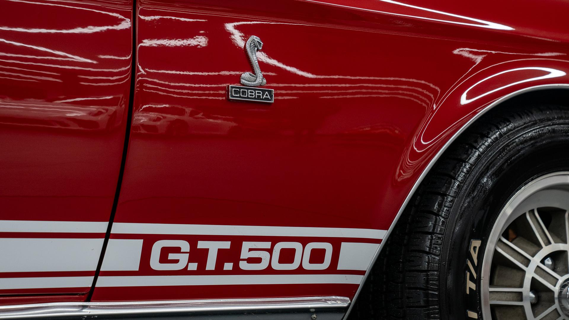 Ford Mustang Photo a1998caf-9e63-446a-b60c-59c7eb9b0610.jpg
