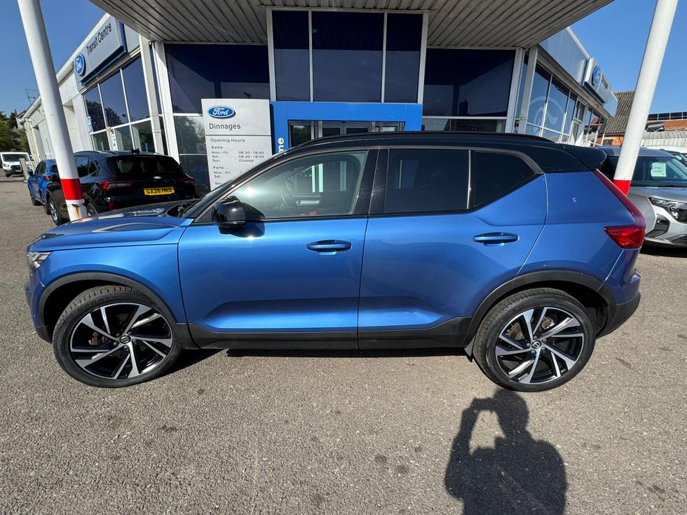 Volvo XC40 Photo a1a160bb-614c-4f36-9645-0f694d92789e.jpeg