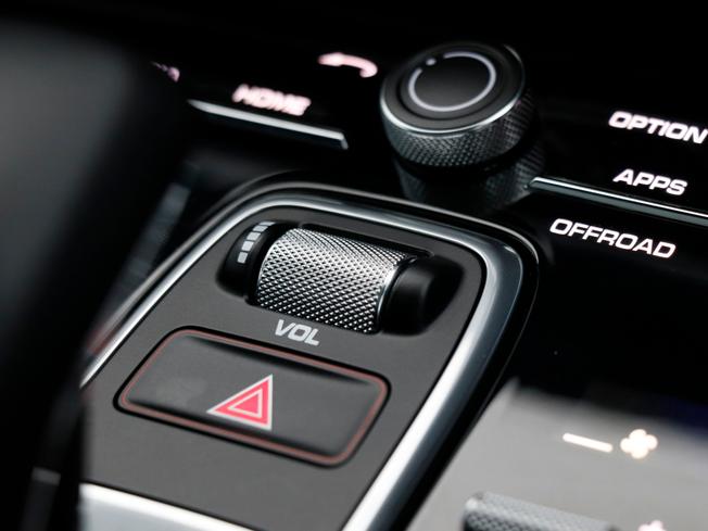 PORSCHE Cayenne Photo 24