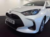Toyota Yaris Photo 6