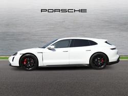 PORSCHE Taycan Photo 4