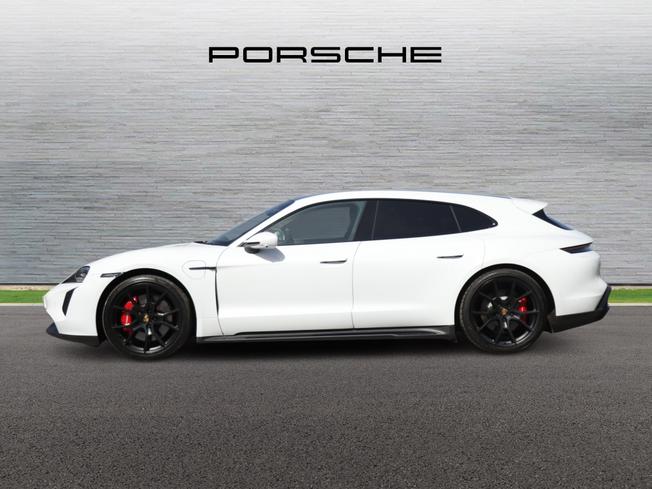 PORSCHE Taycan Photo 4