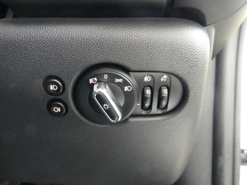 MINI Hatch Photo a1df1ea9-2497-4bd5-b998-ed38d9dc6c2b.jpg