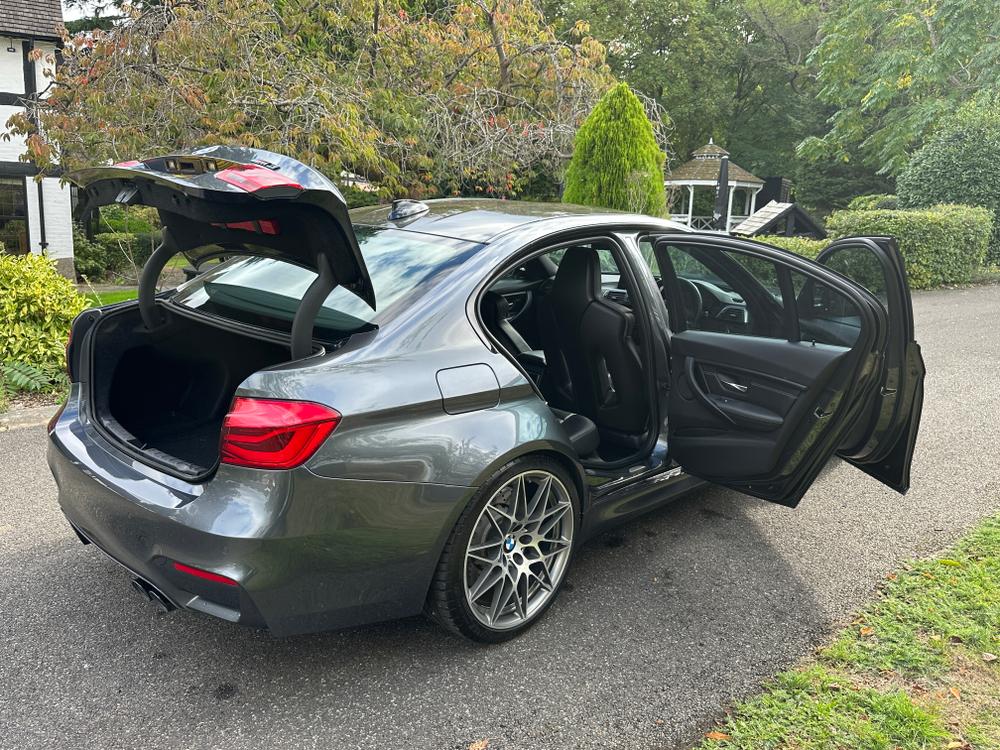 Used BMW M3 LR18OLO 33