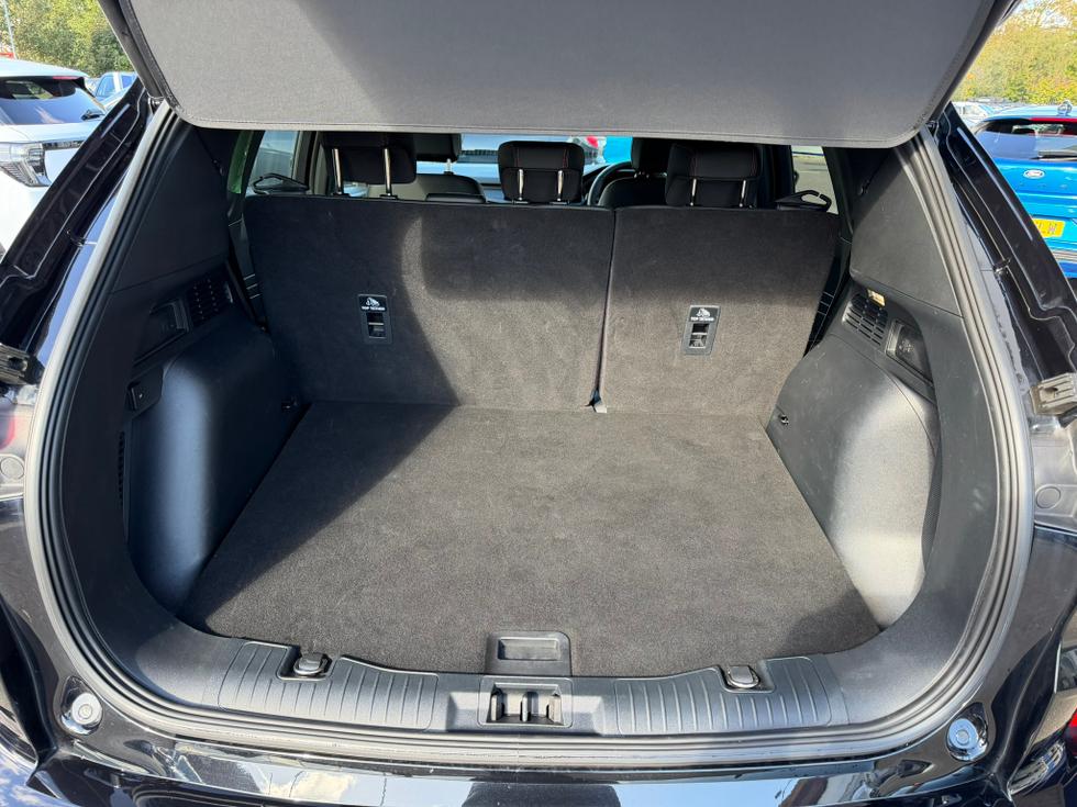 Ford Kuga Photo a1f17e86-311b-4973-a8b9-8b8e56d4c315.JPEG