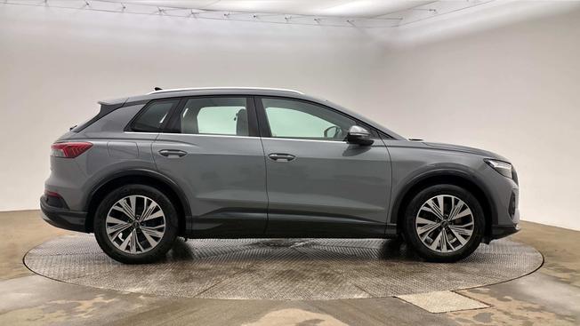 Audi Q4 E-Tron Photo 4