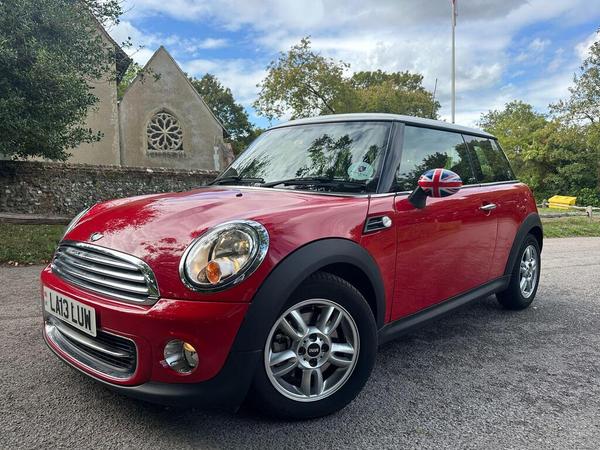 Used MINI Mini Hatch LA13LUW 1