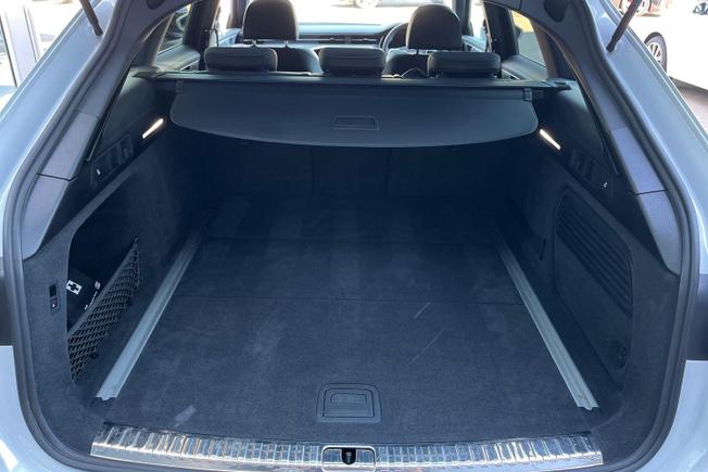 Audi A6 Avant Photo 13