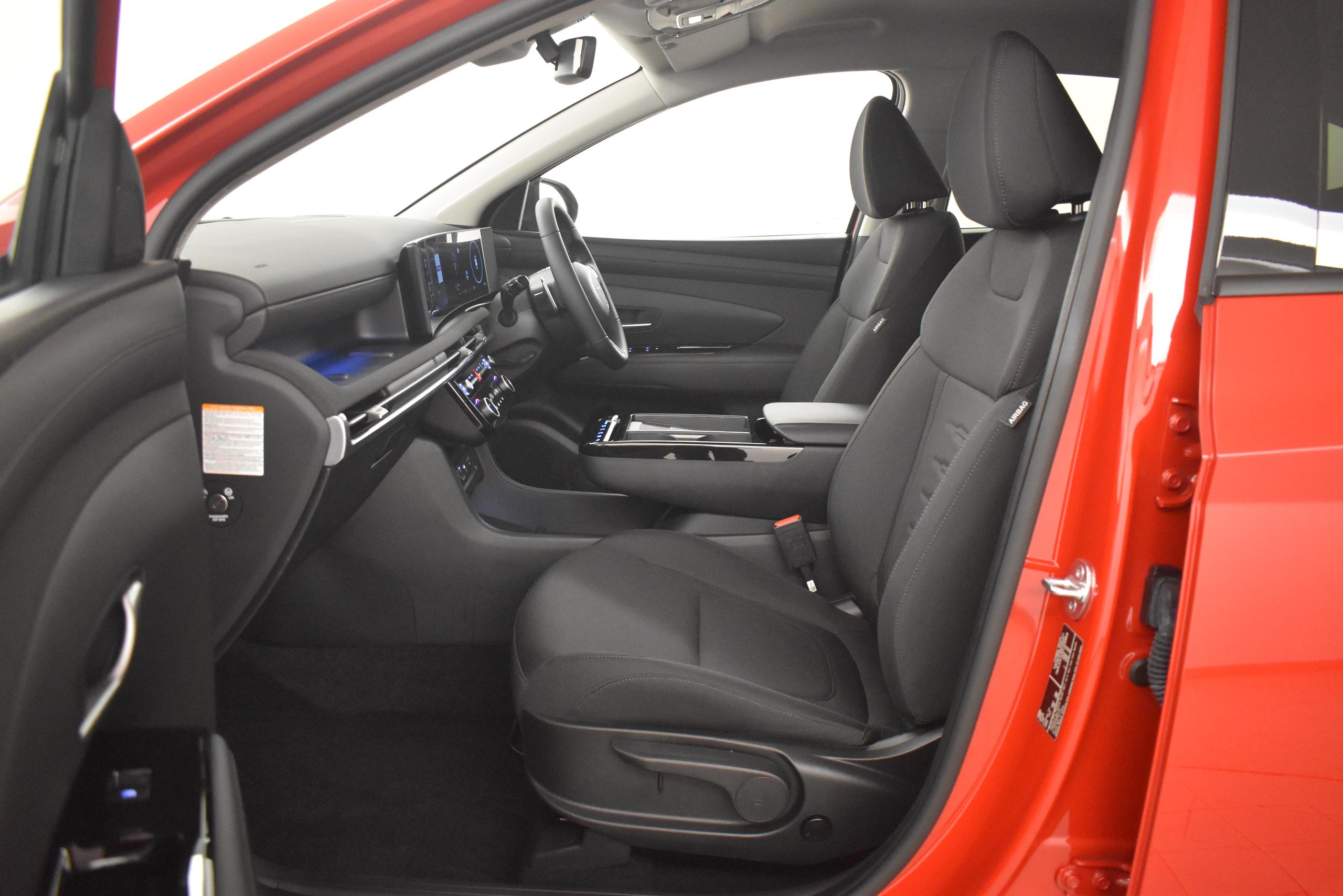 2025 HYUNDAI TUCSON 1.6T Plug-in Hybrid Advance 5dr Auto - vehicle photo 24 for sale on PureCar