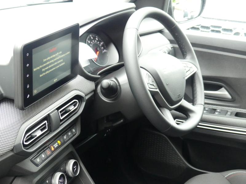 Dacia Jogger Photo a210a5b0-d44b-4e2e-b557-4f17d611306f.jpg