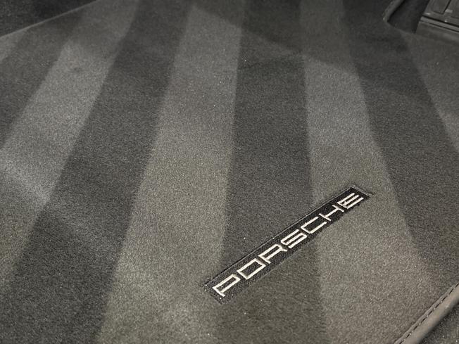 PORSCHE 718 Boxster Photo 40