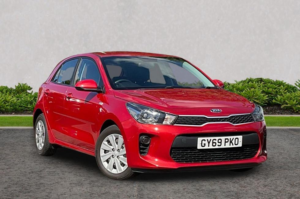 2019 KIA Rio — photo 1 of 5