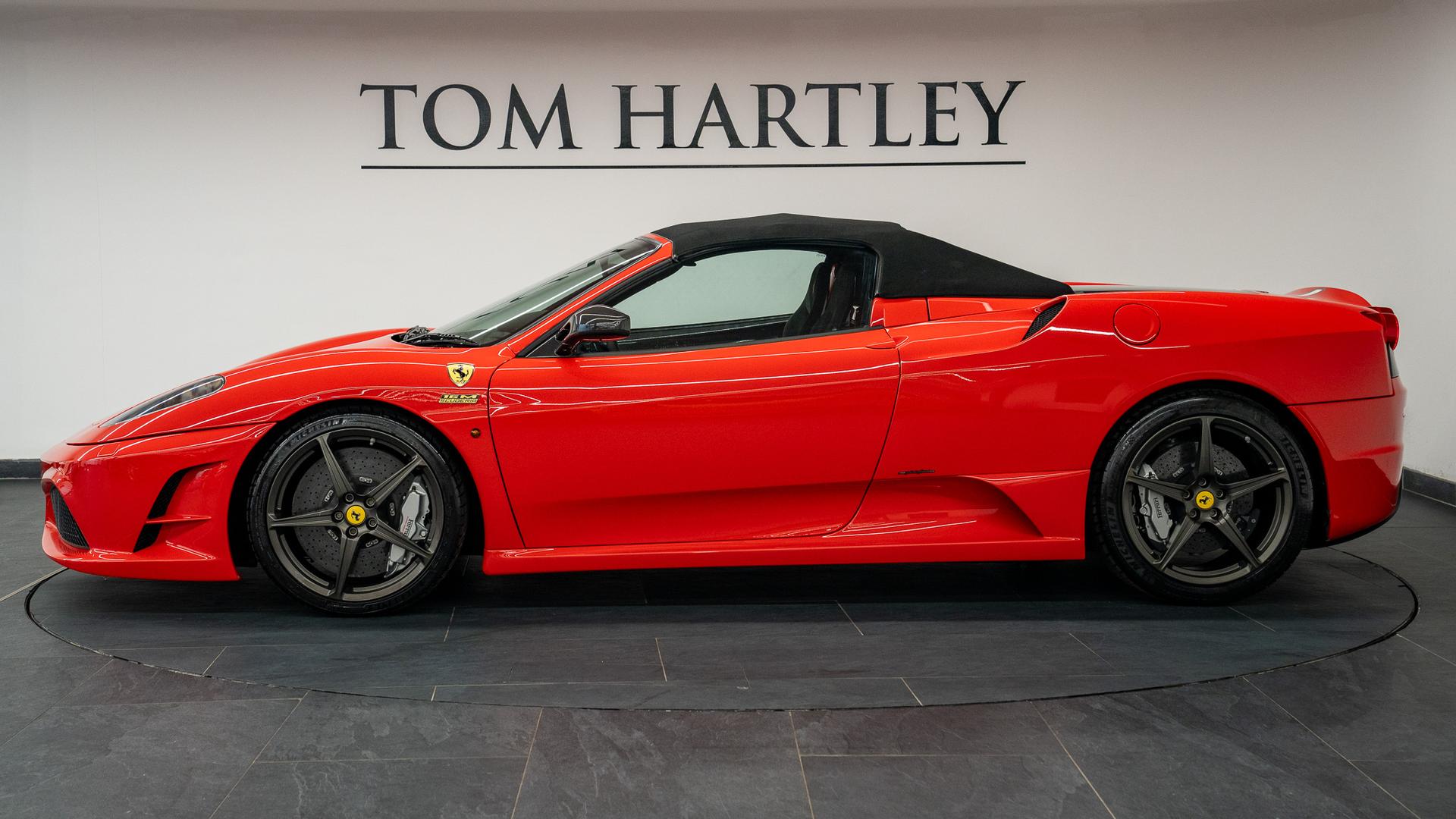 Ferrari 430 Photo a222b1c6-55bf-4f9c-8edc-e0c7475f2959.jpg