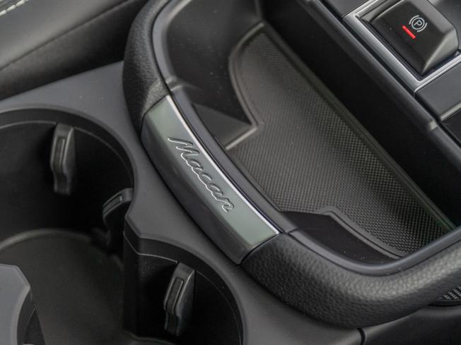PORSCHE Macan Photo 24
