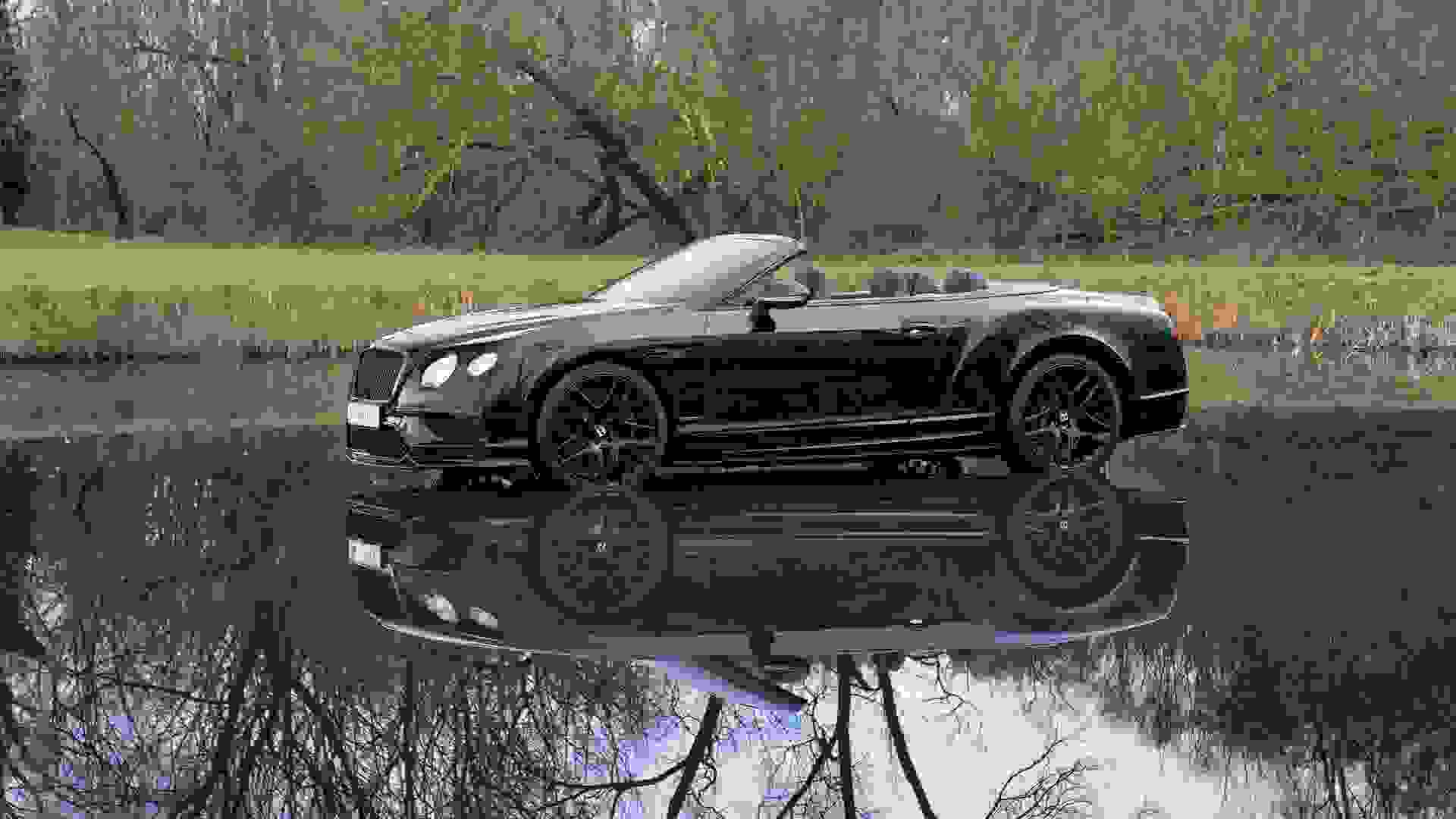 Bentley Continental GTC Photo a22ec232-df5e-4df9-a519-a7b504e0b136.jpg