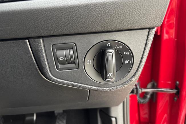 VOLKSWAGEN  Polo  Photo 30