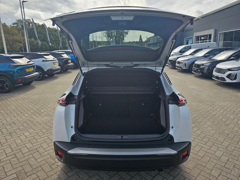 2025 75 PEUGEOT 2008