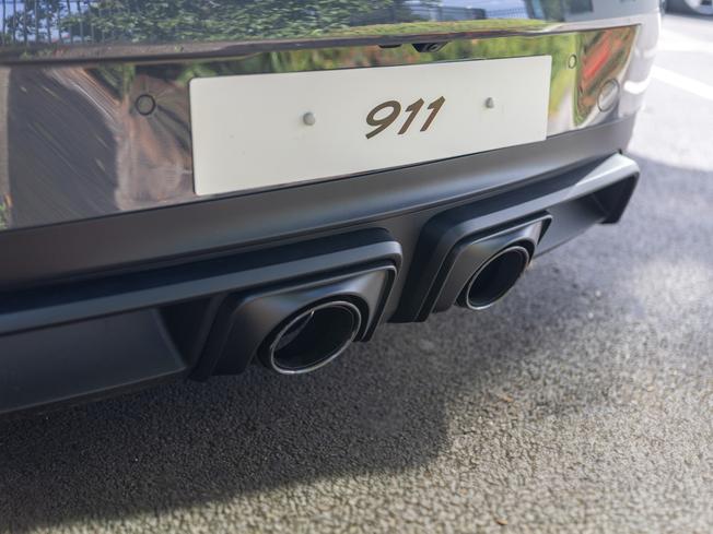 PORSCHE 911 Photo 40