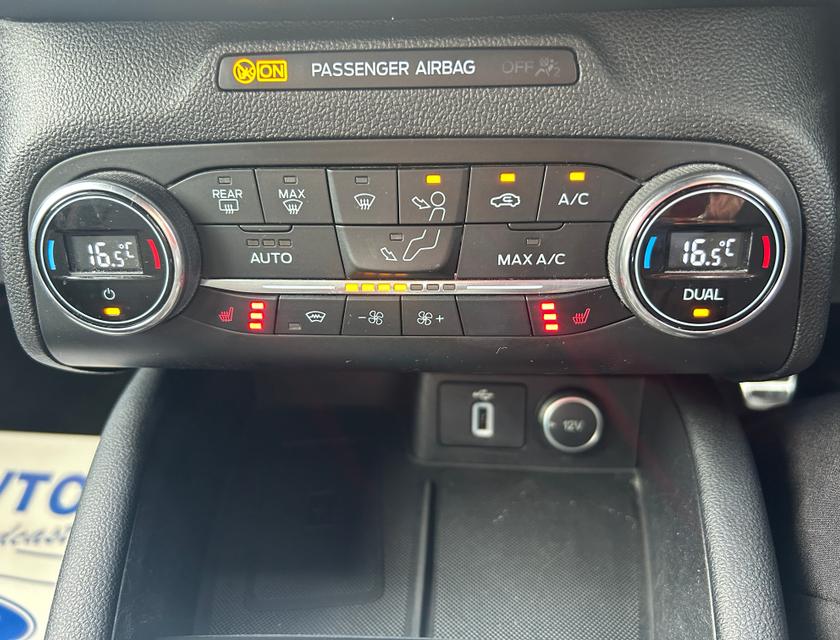 Ford Focus Photo a277f2c7-74ea-48f2-a3b0-812f7b853c10.jpg