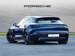 PORSCHE Taycan Photo 2
