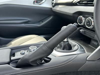 Mazda MX-5 RF Photo 44