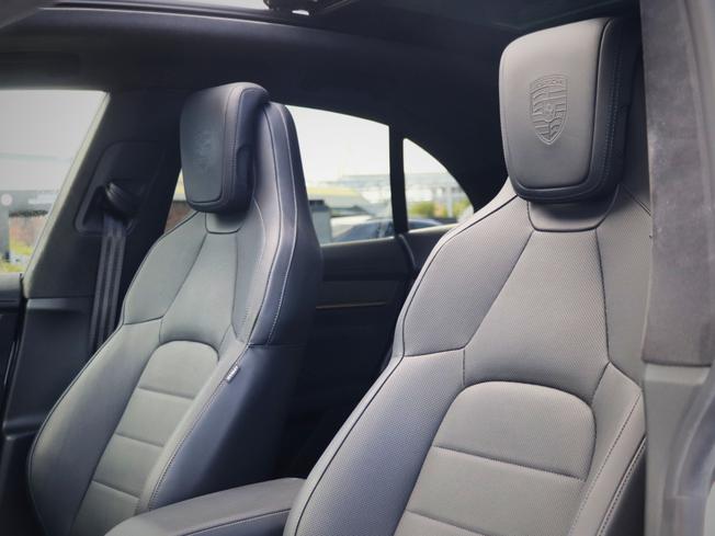 PORSCHE Macan Photo 28