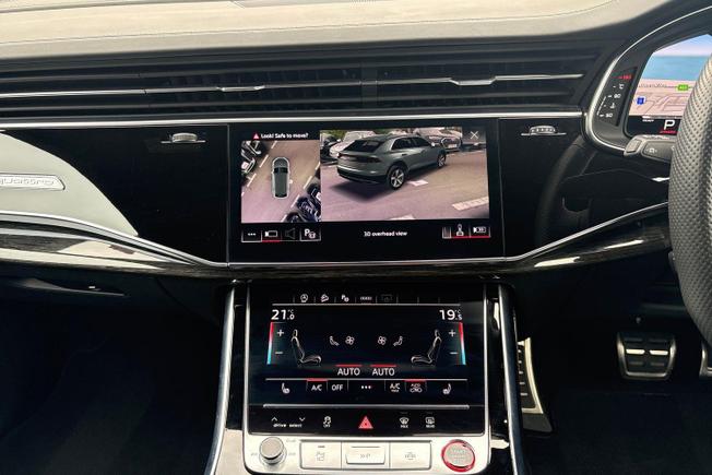 Audi SQ8 Photo 19