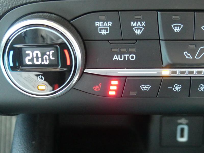Ford Focus Photo a2a6ff7e-e38a-44d2-bb4c-7398e2bfaf24.jpg