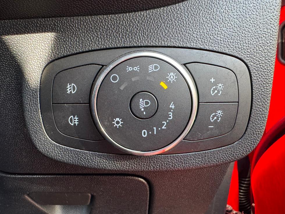 Ford Fiesta Photo a2a75f46-a388-487c-acea-e4b4cc3132fb.JPEG