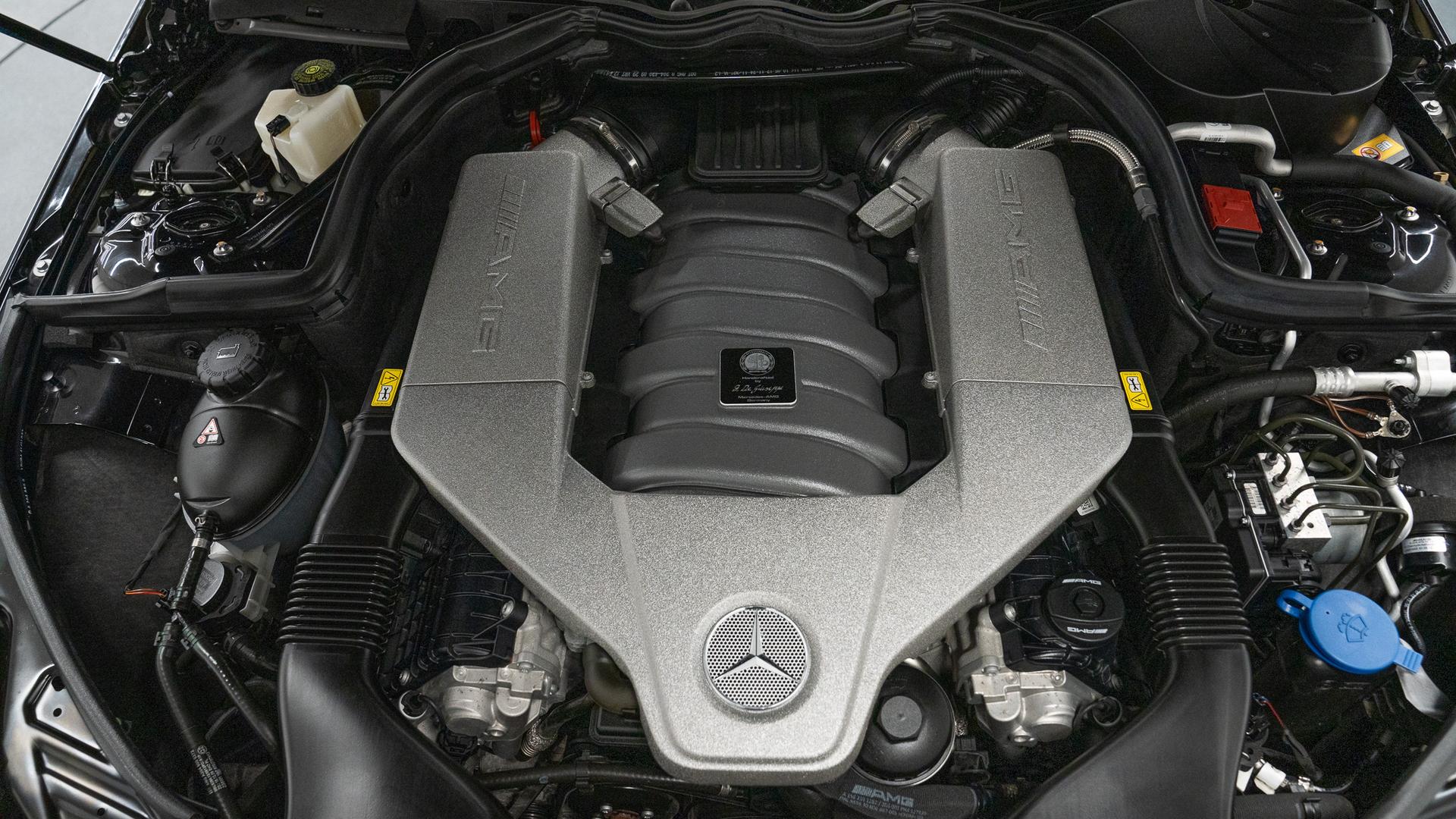 Mercedes-Benz C63 AMG Photo a2a89ab1-48b9-44b9-baf9-55519fdfde20.jpg