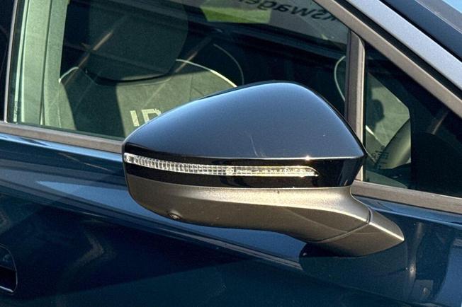 Volkswagen ID.7 Photo 22