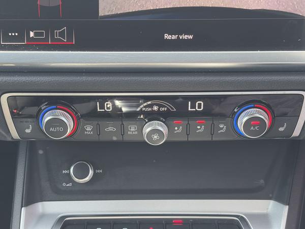 Audi Q3 Photo 10