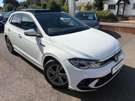 Volkswagen Polo Photo a2c5996b-97fd-4014-bcc2-f5da8ace959f.jpg