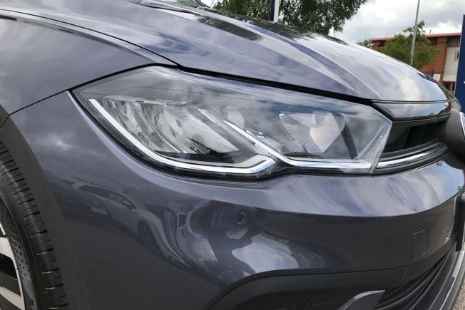 VOLKSWAGEN Polo Photo 19