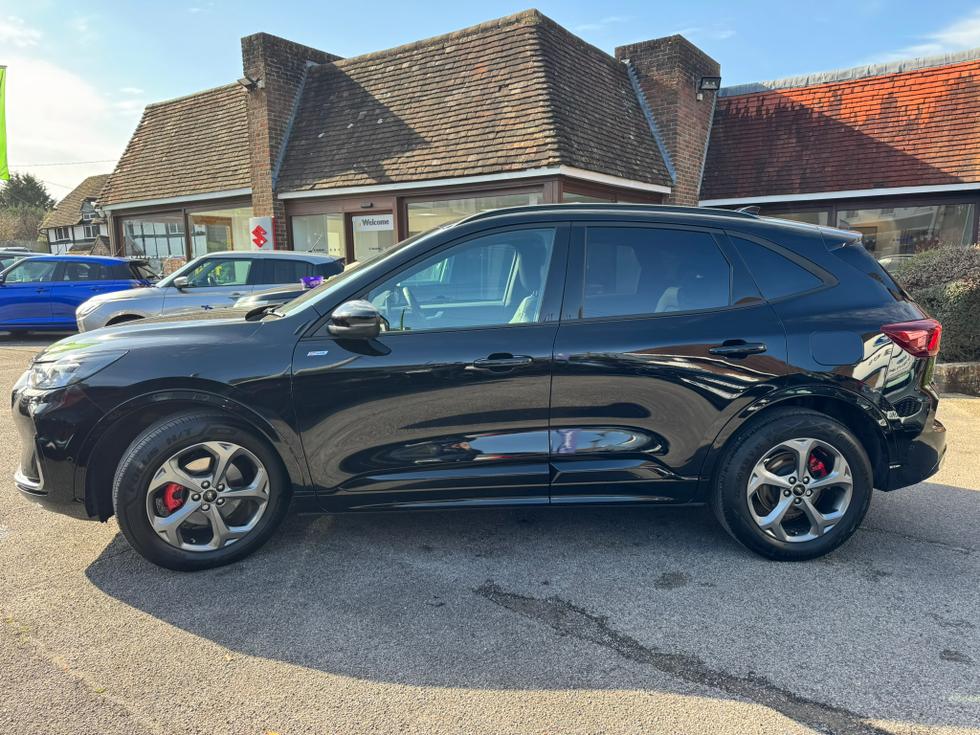Ford Kuga Photo a2d4318e-0d2c-456a-9079-f3f2f81374bd.JPEG