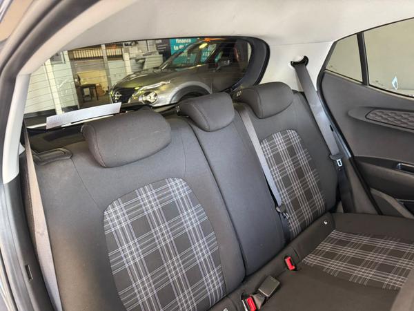 Used Hyundai i10 GU73EXR 14